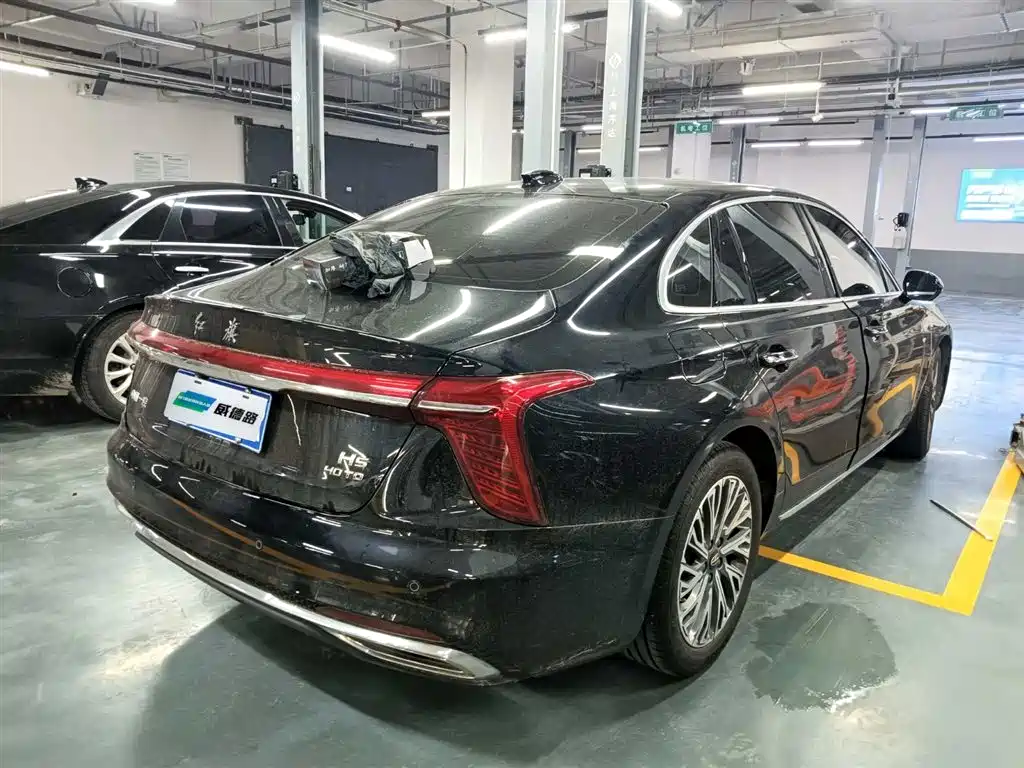 Hongqi H5 2023 2.0T Auto Smart Connect Flag Comfort фото 6