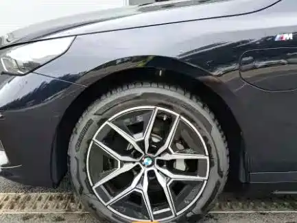 BMW i5 2025 2025 eDrive 35L M Sport Package