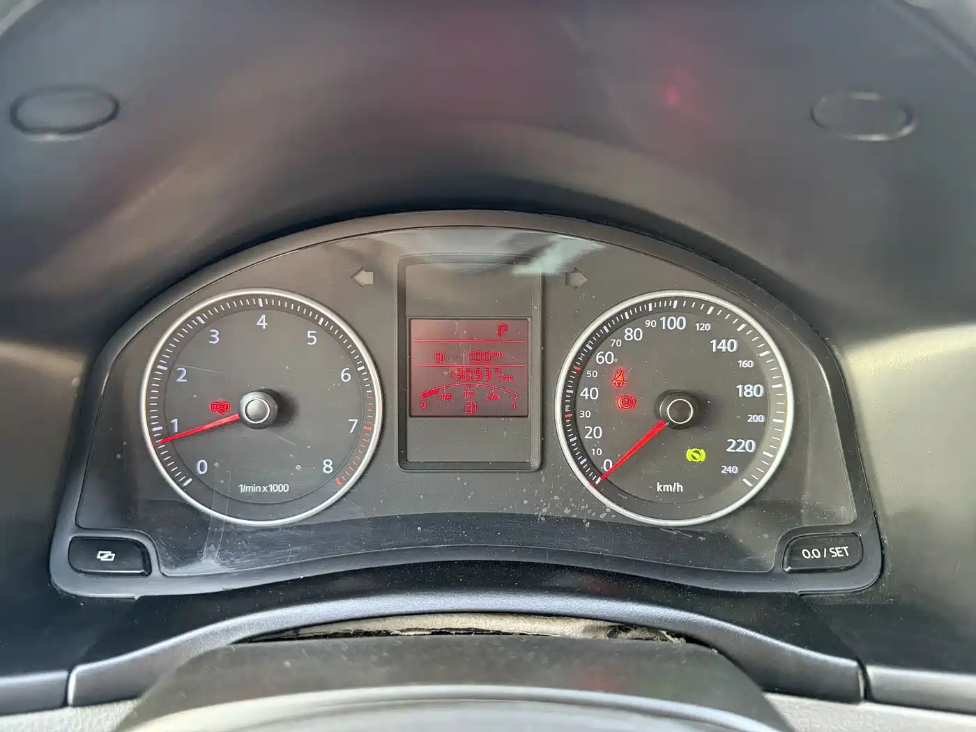 Volkswagen Bora 2012 1.6L Automatic Luxury Model фото 16