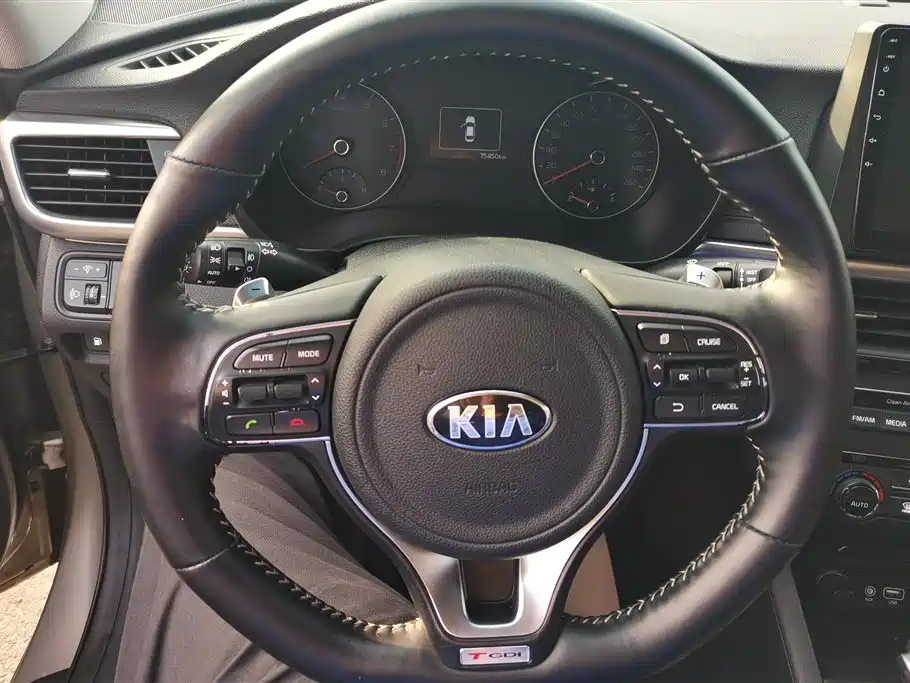 Kia K5 2016 1.6T Automatic LUX фото 15