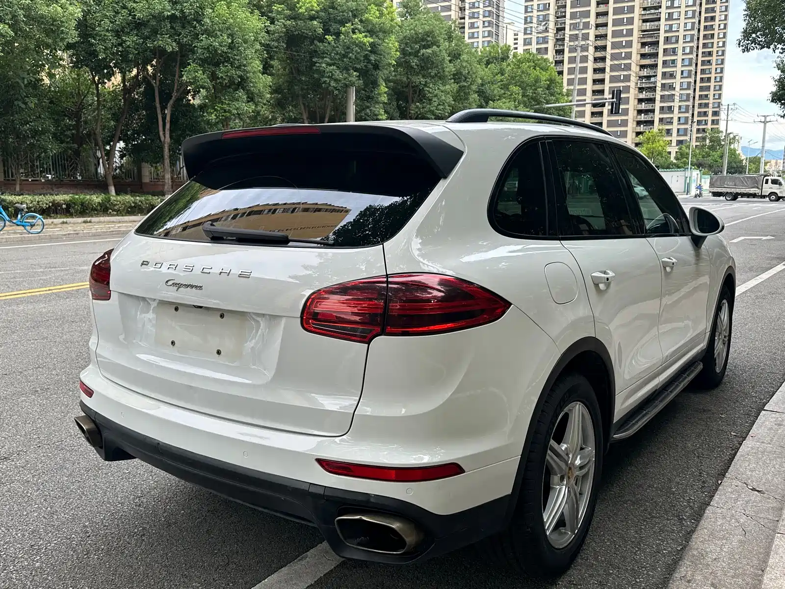 Фото 10 - Porsche Cayenne