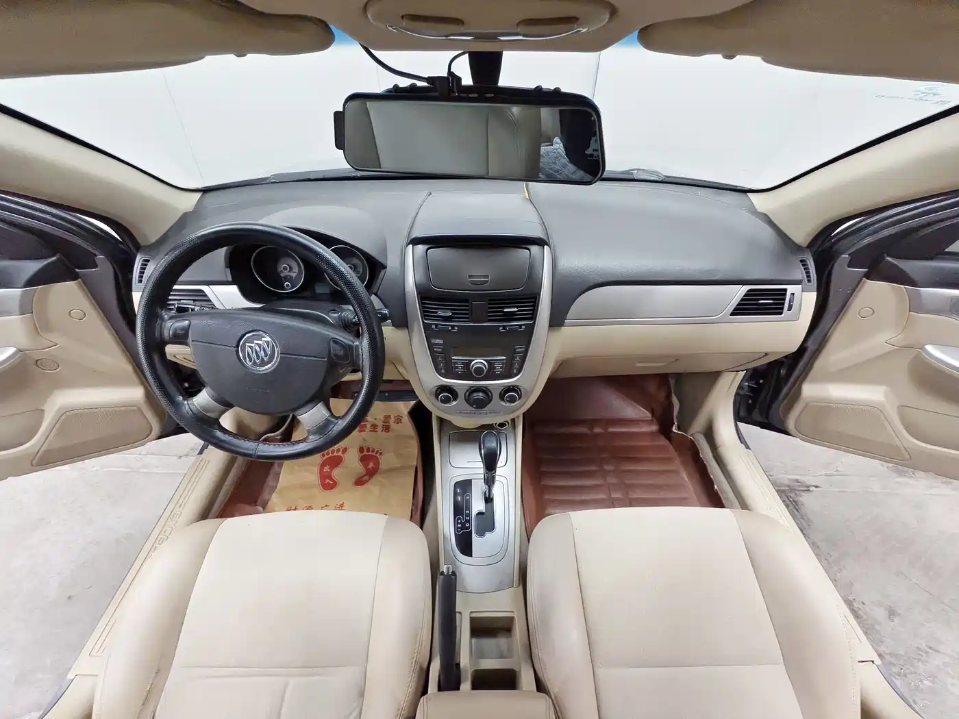 Buick Excelle 2015 1.5L Automatic Classic фото 9