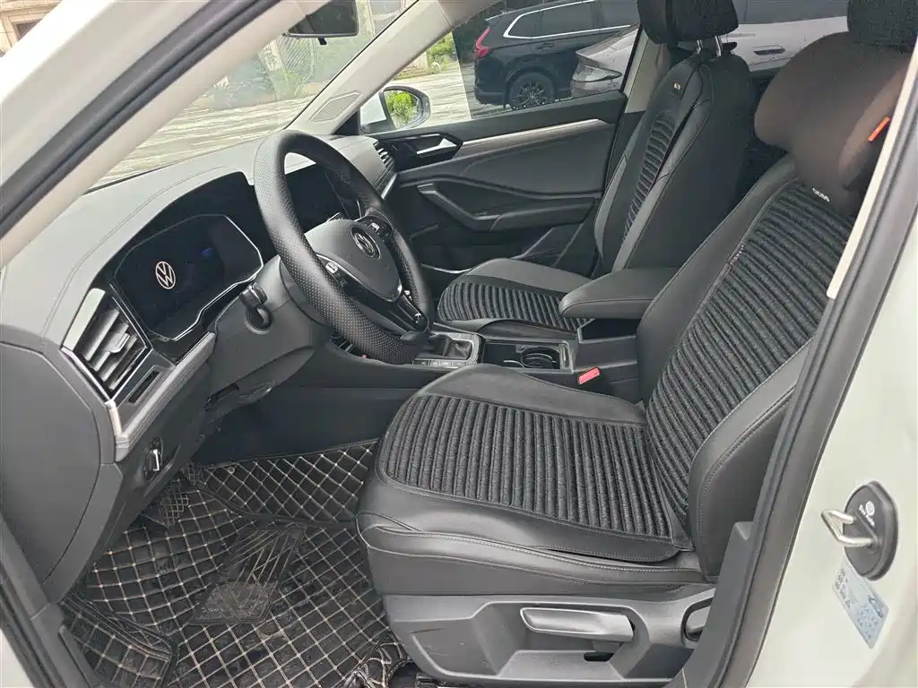 Volkswagen Sagitar 2021 280TSI DSG Surpassing Edition фото 11