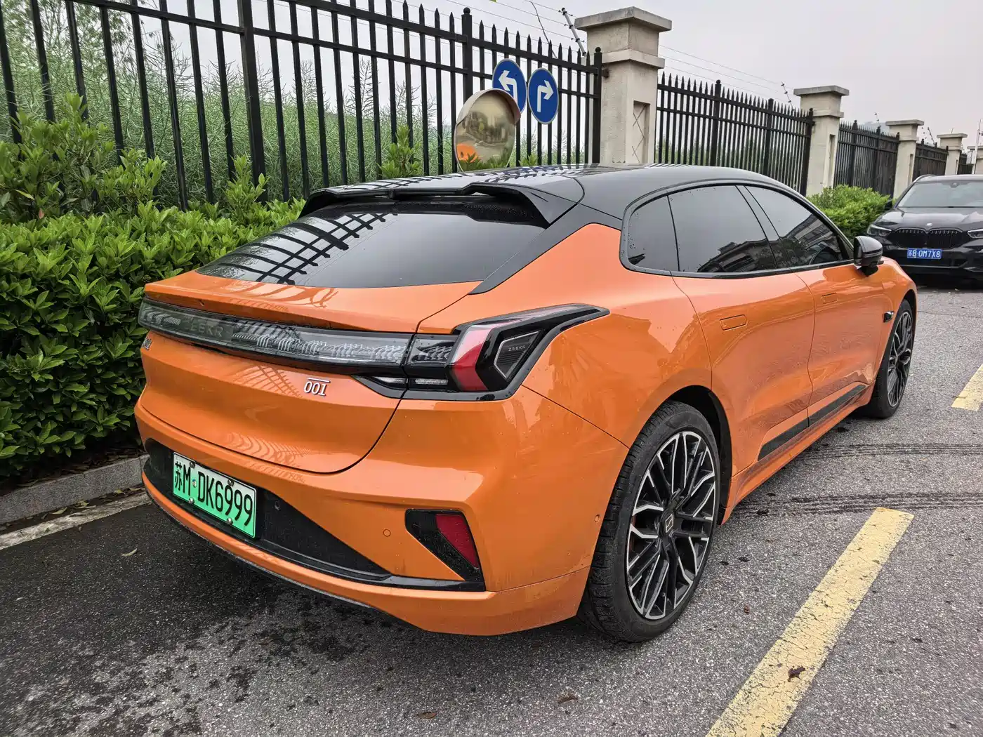 ZEEKR EXTREME KRYPTON 001