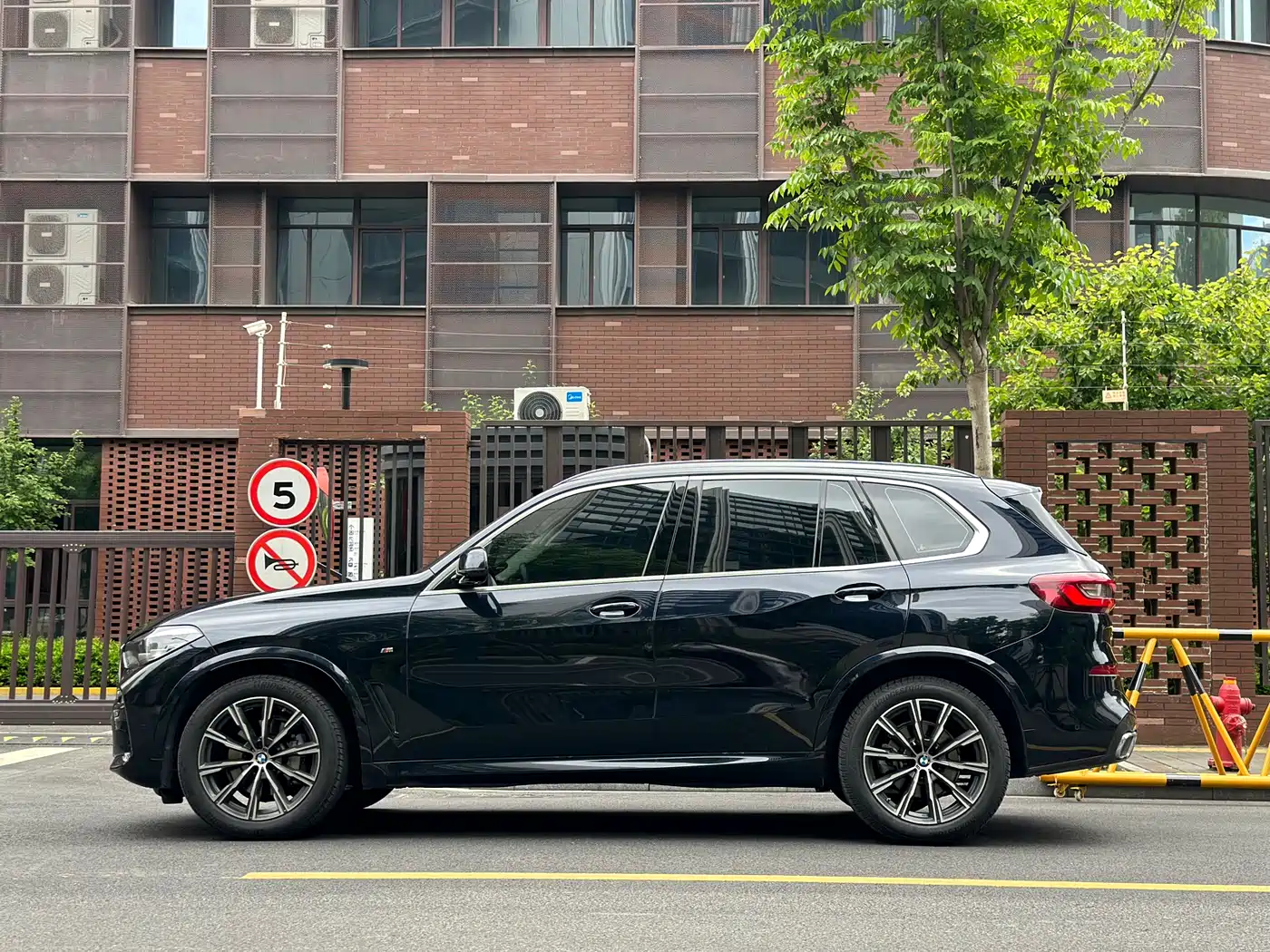 BMW X5 (Import) 2021 Facelift xDrive30i M Sport Package фото 4