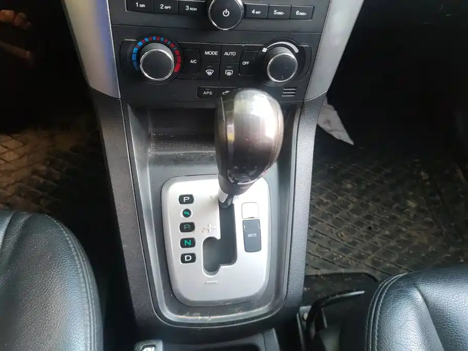 Chevrolet Captiva 2013 2012 2.4L 4WD Flagship Edition 7-Seater
