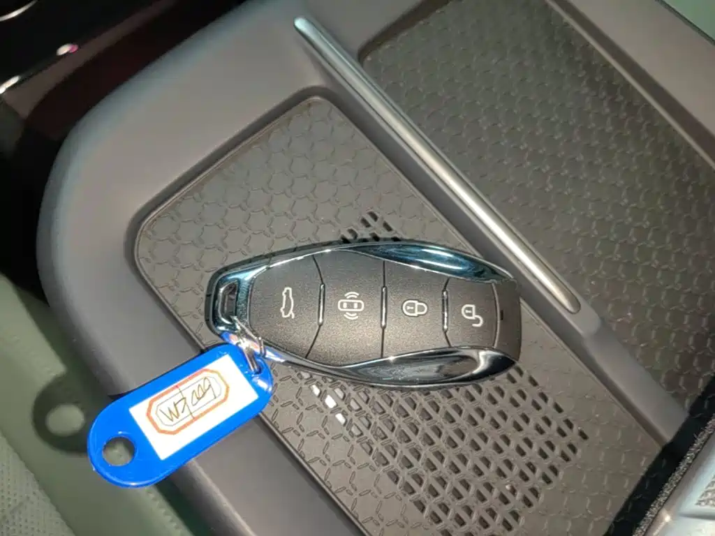 Hongqi EH7 2026 2025 600 Smart Selection Edition