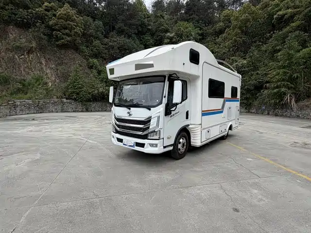  SAIC Maxus SAIC Maxus V100 RV 2023 2.0T Traveler V100 Water Pavilion Edition Longitudinal Bed