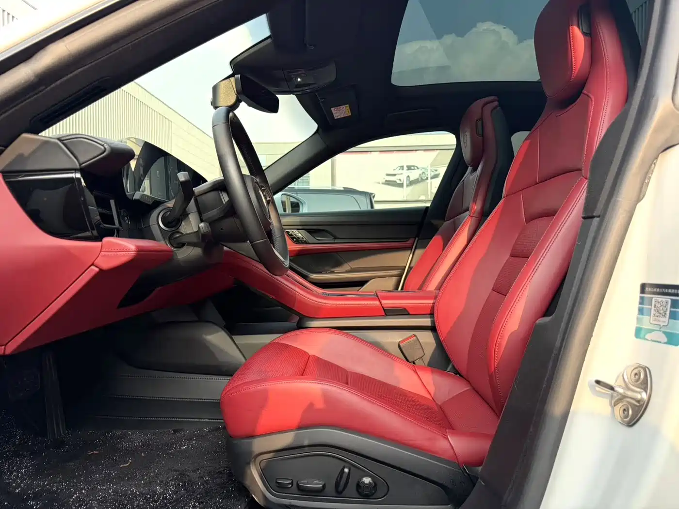 Porsche Taycan 2022 Facelift Taycan фото 7