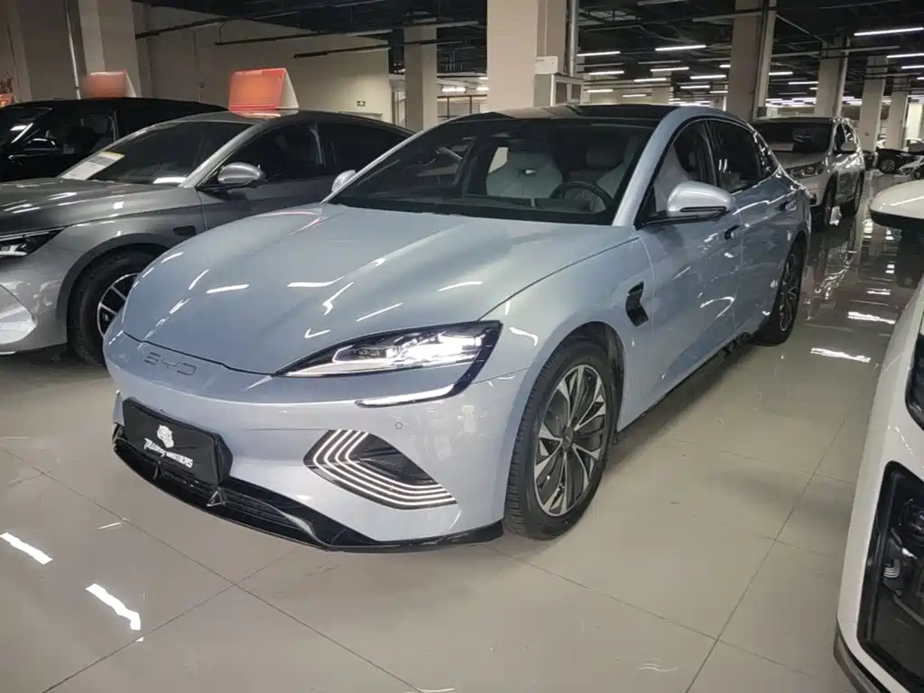 BYD Seal 2023 2022 550km Standard Range RWD Premium