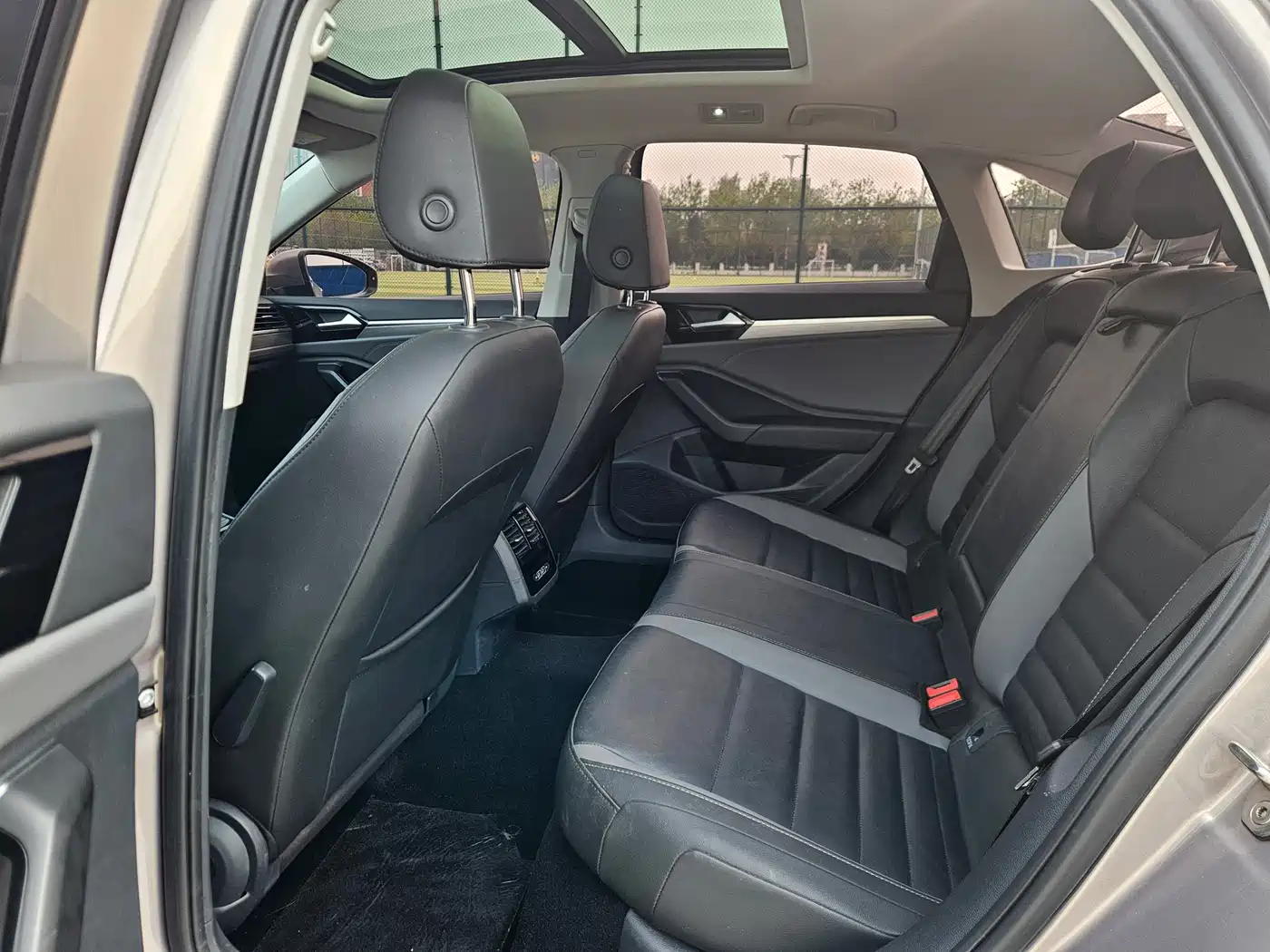 Volkswagen Sagitar 2021 280TSI DSG Comfort Smart Connect Edition фото 11