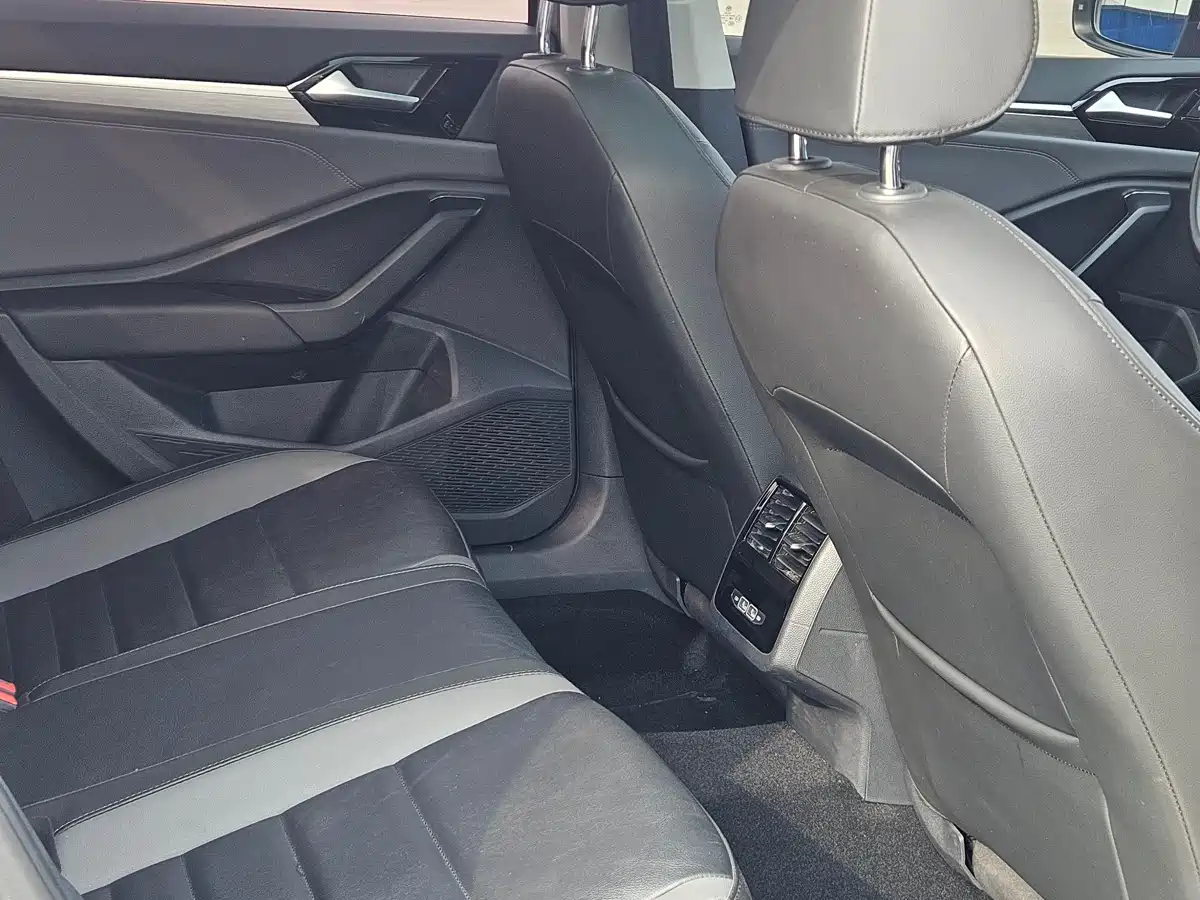Volkswagen Sagitar 2021 280TSI DSG Comfort Smart Connect Edition фото 12