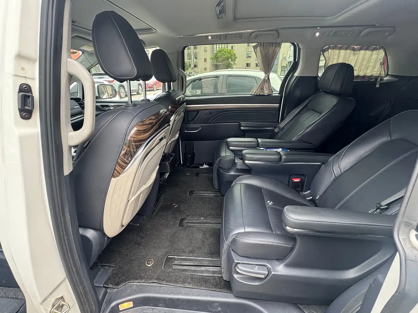 GAC Trumpchi Trumpchi M8 2021 Master Series 390T Ultimate Edition фото 9