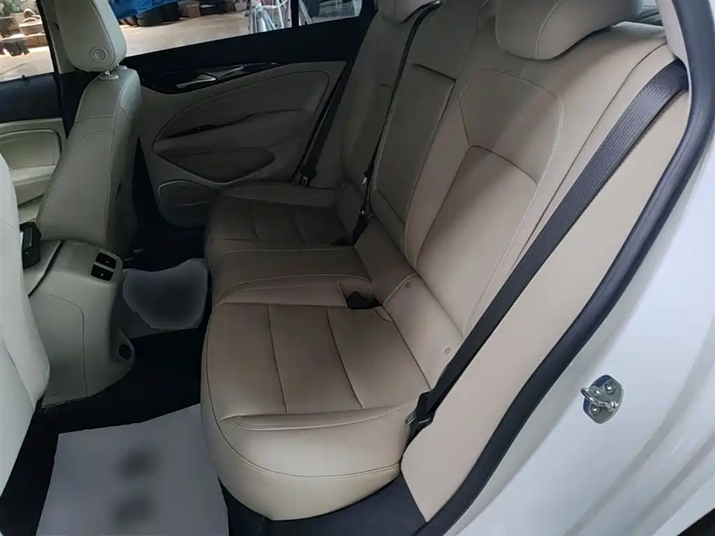 BUICK REGAL