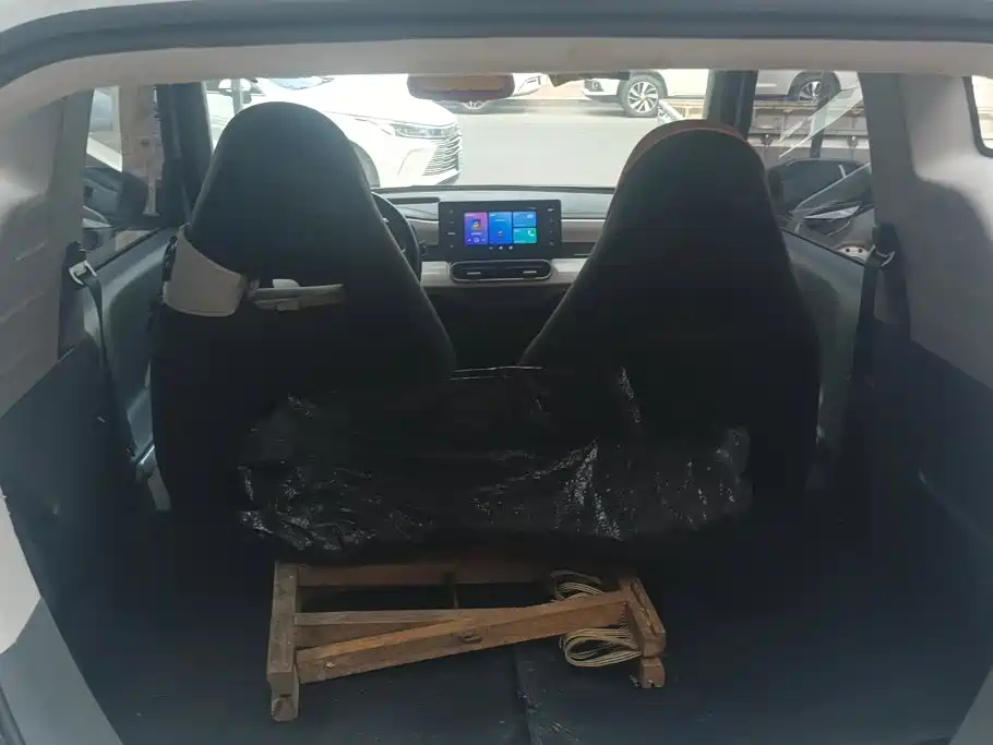 Photo 4 - Geely Galaxy Panda