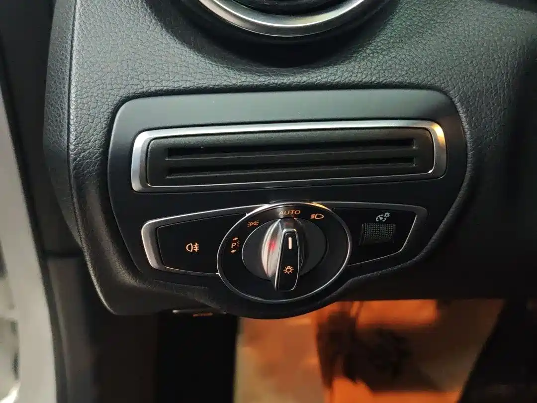 Mercedes-Benz C-Class 2020 C 260 L Sport фото 20