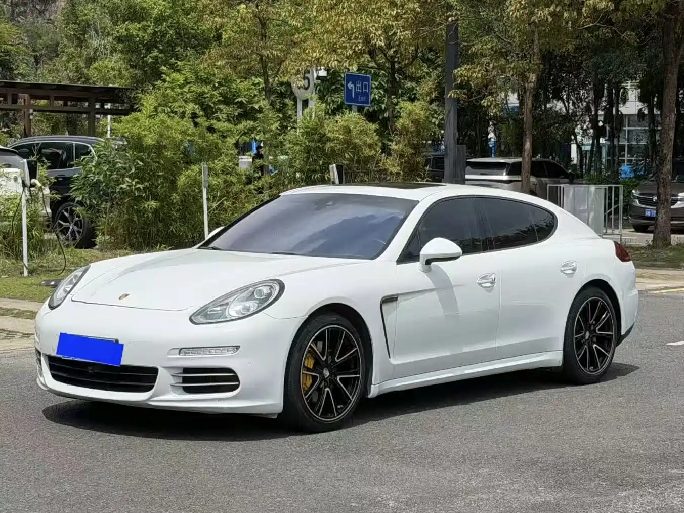 Porsche Panamera 2014 Panamera 4 3.0T