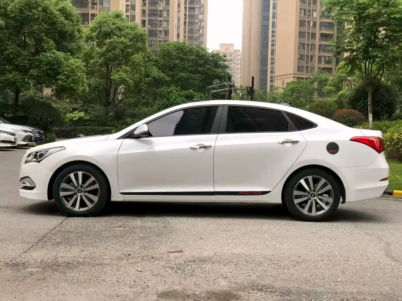 Hyundai Mistra 2016 1.8L Automatic Comfort GL фото 16