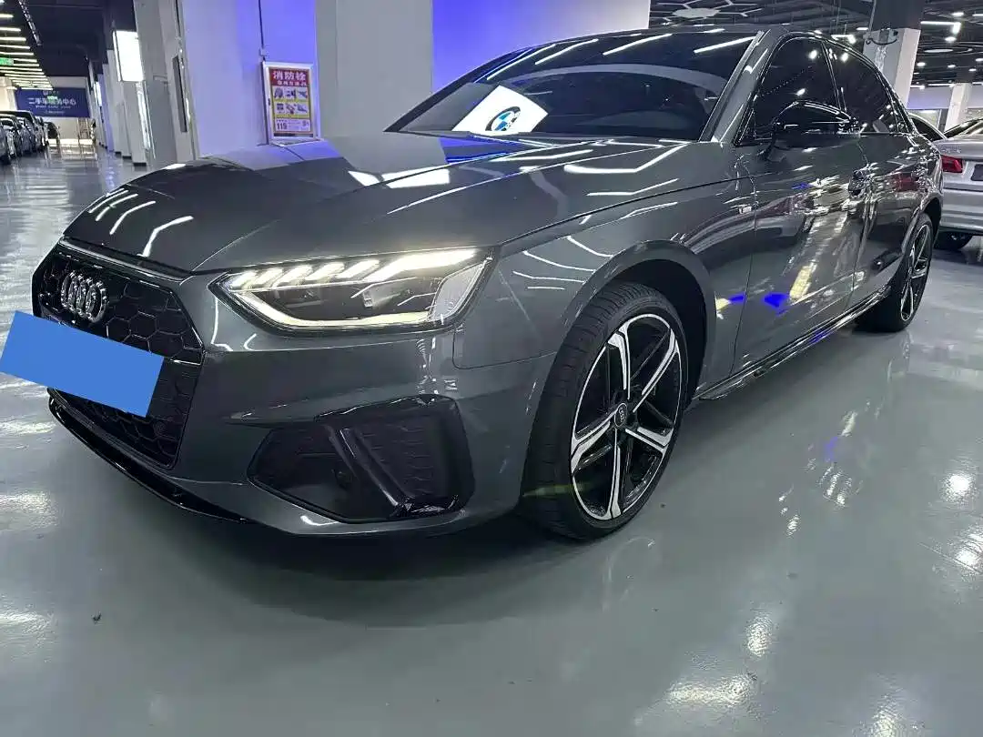 Audi A4L 2024 40 TFSI Luxury Dynamic