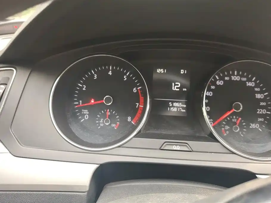 Volkswagen Magotan 2018 380TSI DSG Luxury фото 14