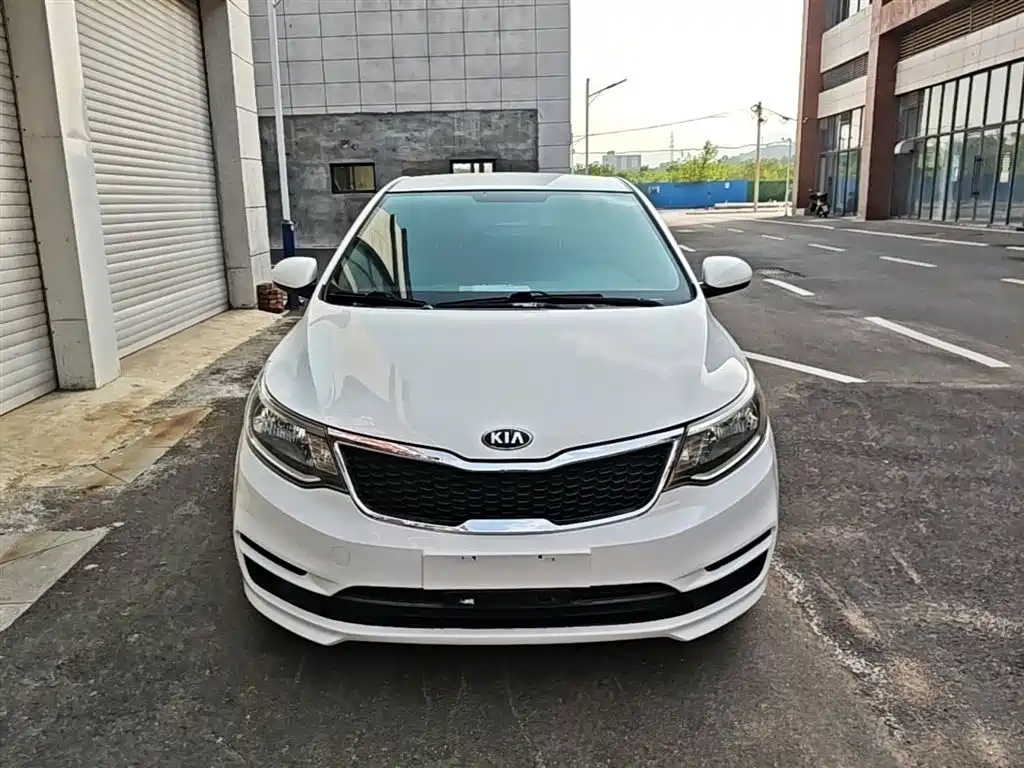Kia K2 2015 Sedan 1.4L AT GLS фото 3