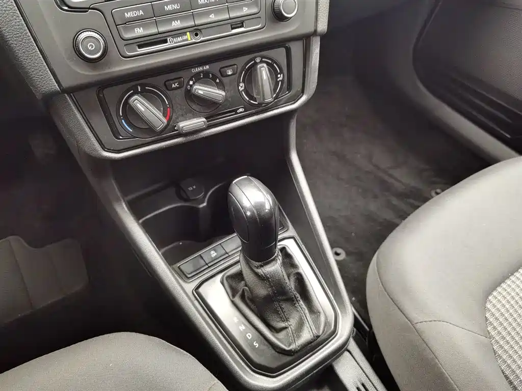 Volkswagen Santana 2021 1.5L Automatic Trend Edition фото 13
