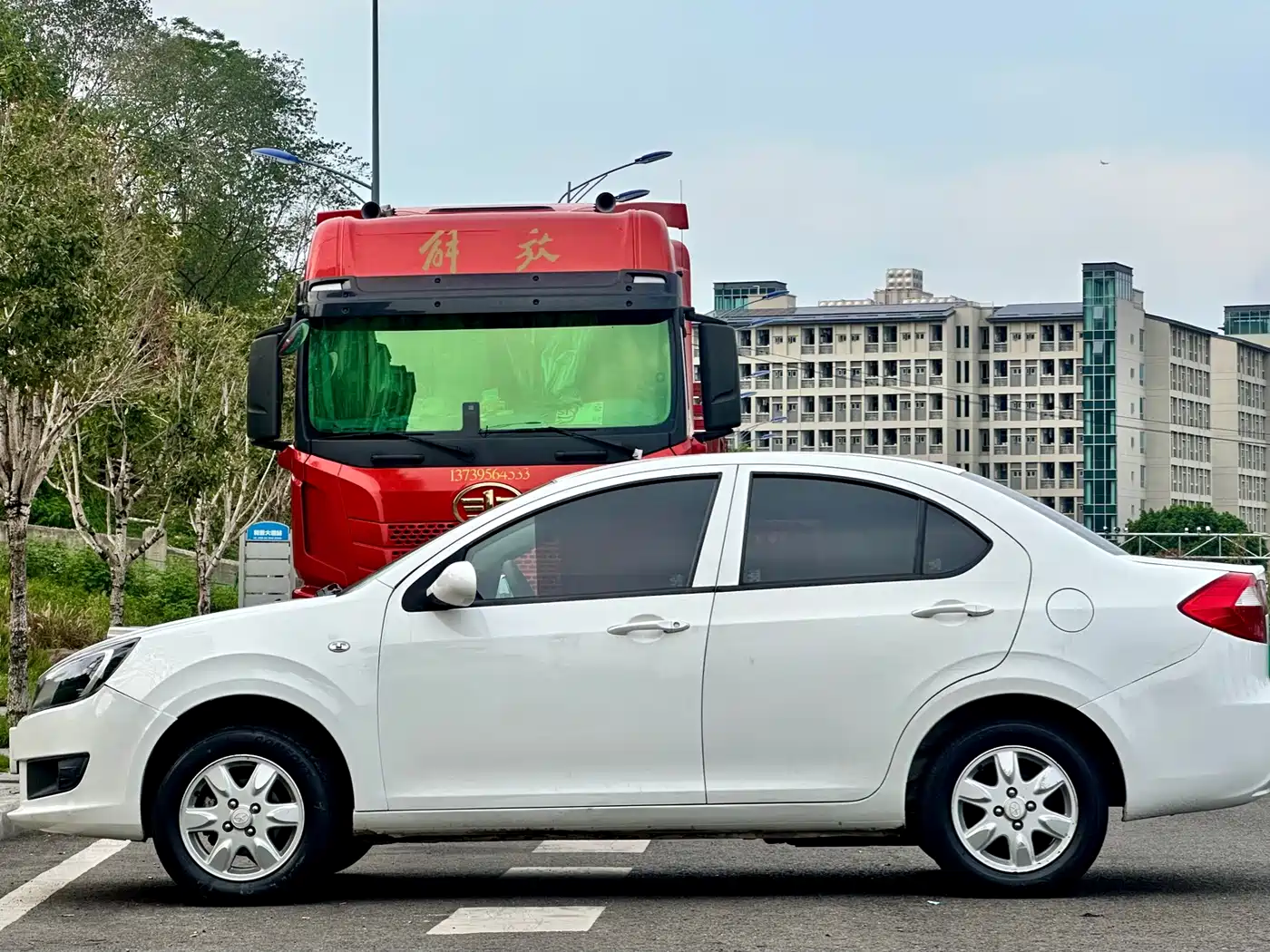 JAC Motors JAC iEV 2017 2017 iEV4 Luxury Smart Edition