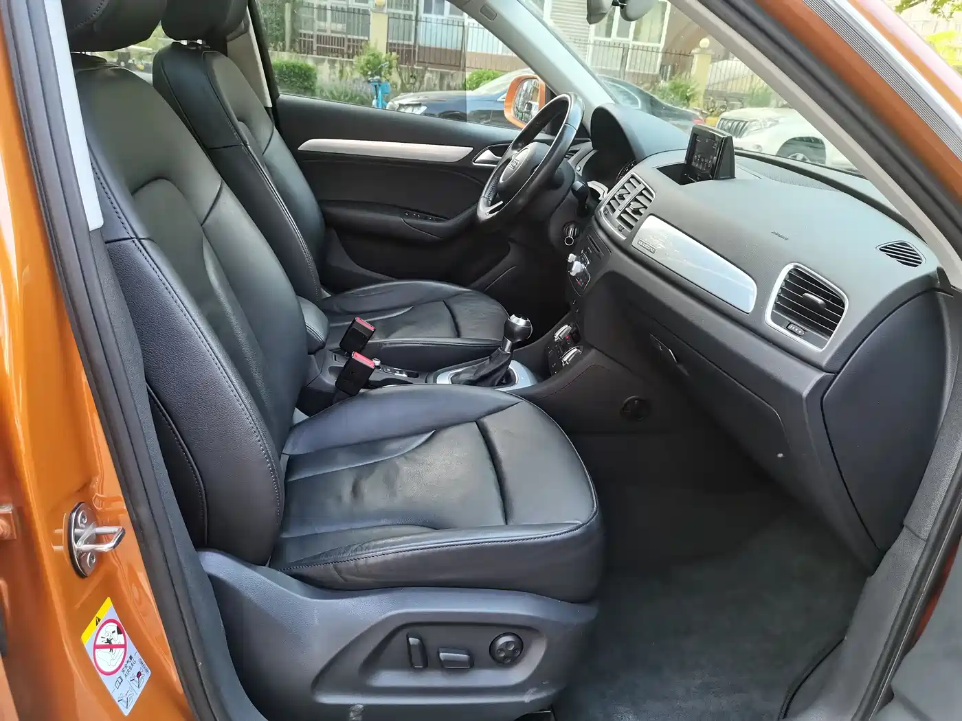 Audi Q3 2015 35 TFSI quattro Technology фото 20