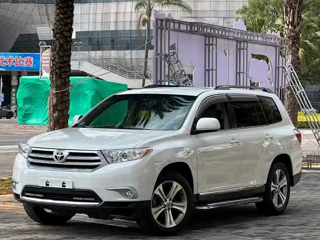 Toyota Highlander 2012 2.7L 2WD 7-Seater Luxury Edition