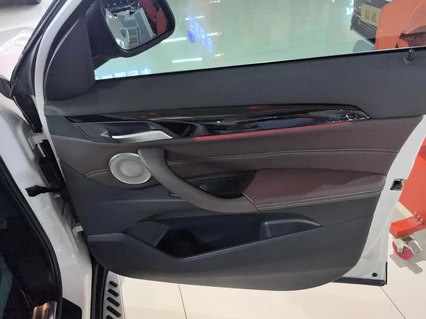 BMW X1 2022 sDrive25Li Leading фото 16
