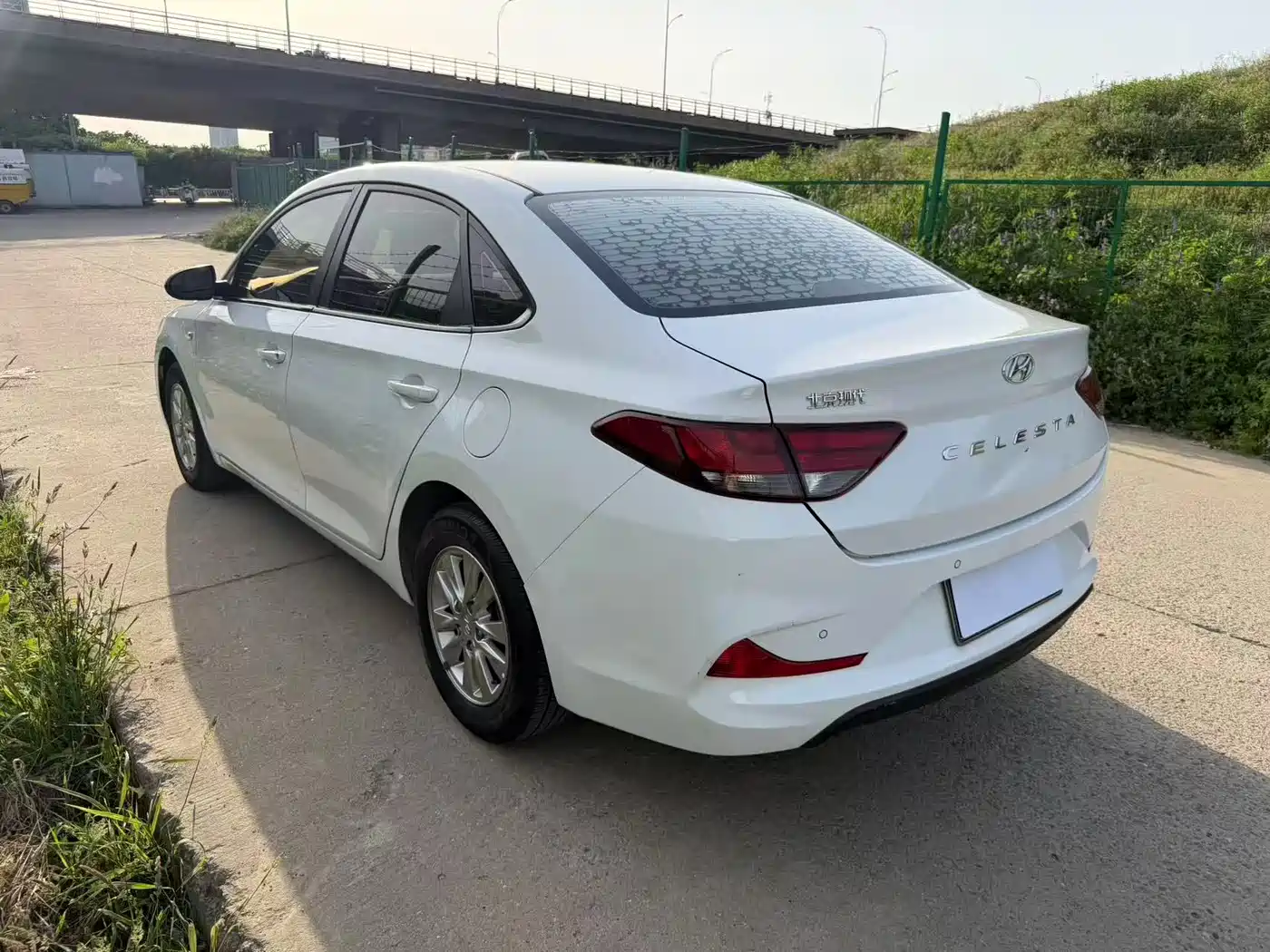Hyundai Elantra 2018 1.6L Automatic Pleasing Edition GL China VI фото 15