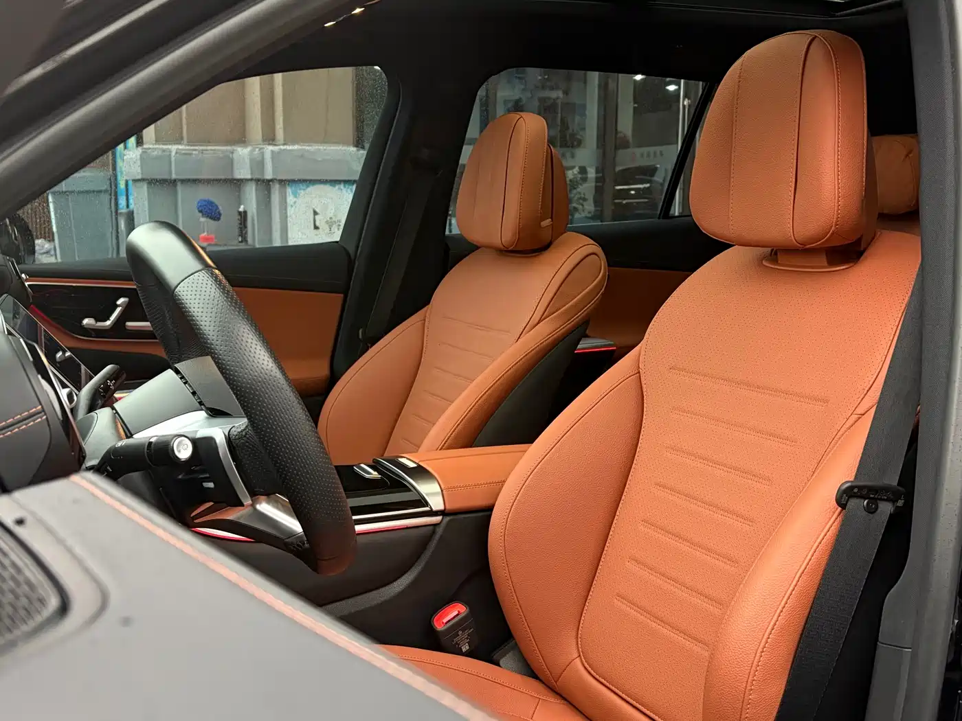 Mercedes-Benz GLC 2024 GLC 260 L 4MATIC Luxury 5-seater фото 7