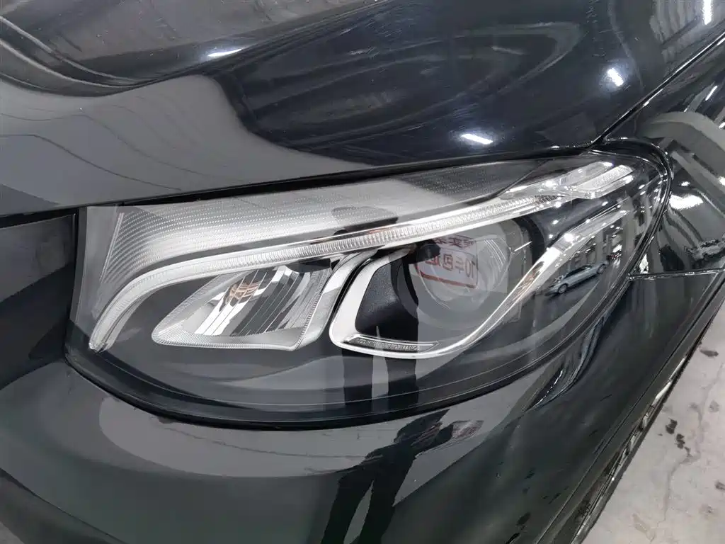 Mercedes-Benz GLC 2018 Facelift GLC 260 4MATIC Luxury фото 7