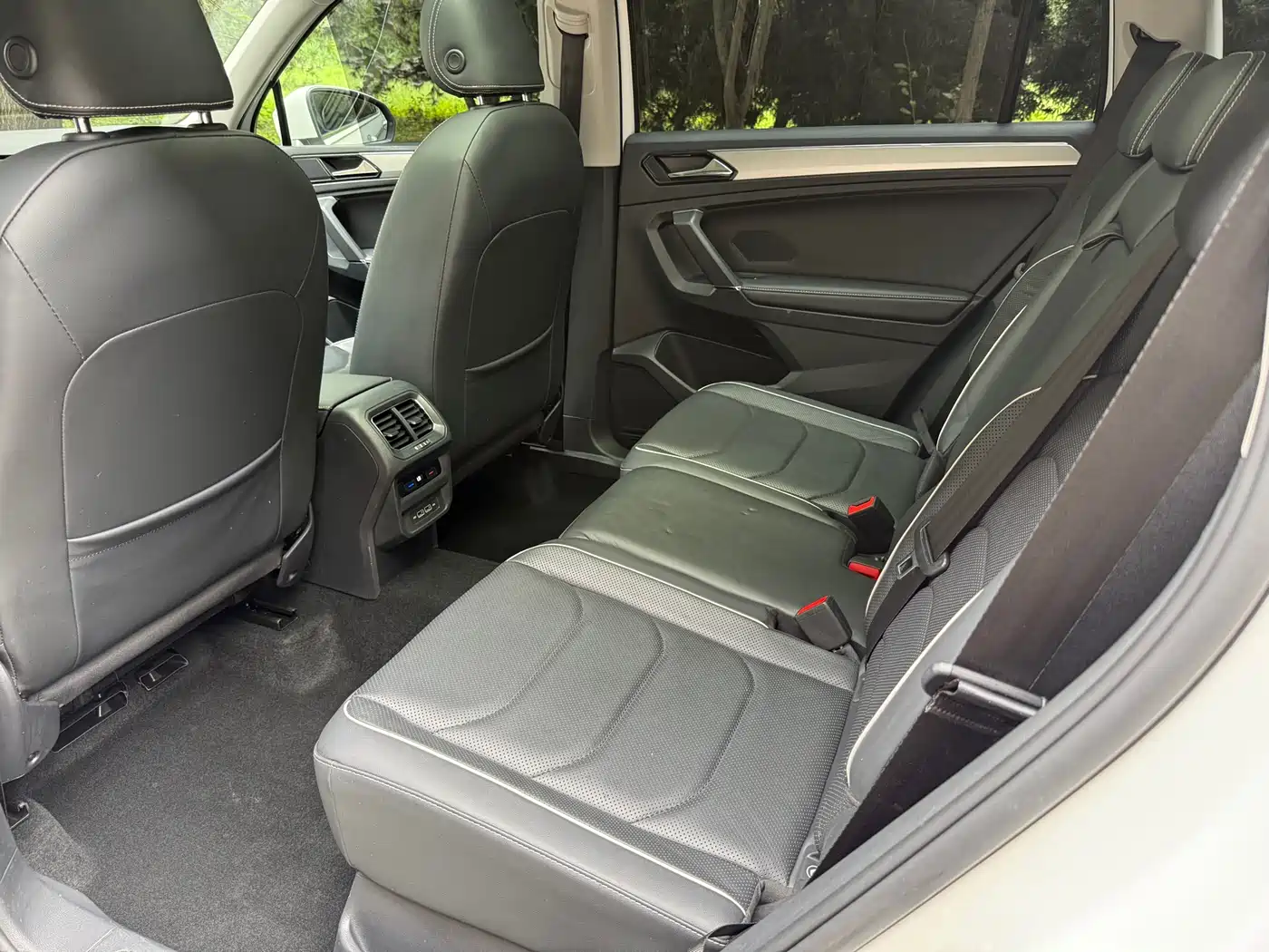 Volkswagen Tiguan L 2019 330TSI Auto 2WD Smart Luxury Edition China V фото 11