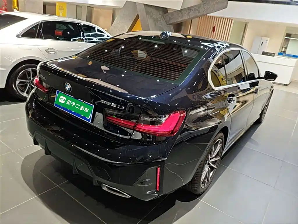 BMW 3 Series 2024 325Li M Sport Package фото 7