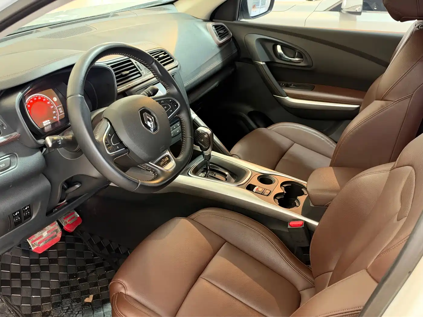 Renault Kadjar 2018 2017 2.0L 2WD Luxury Edition