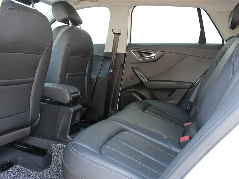 Audi Q2L 2024 35TFSI Fashion Sport фото 10