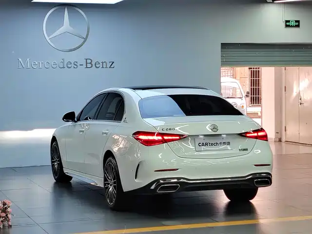Mercedes-Benz C-Class 2023 Facelift II C 260 L Sport Edition — фото 3