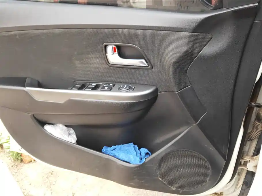 Kia K2 2015 Sedan 1.4L MT GLS фото 7