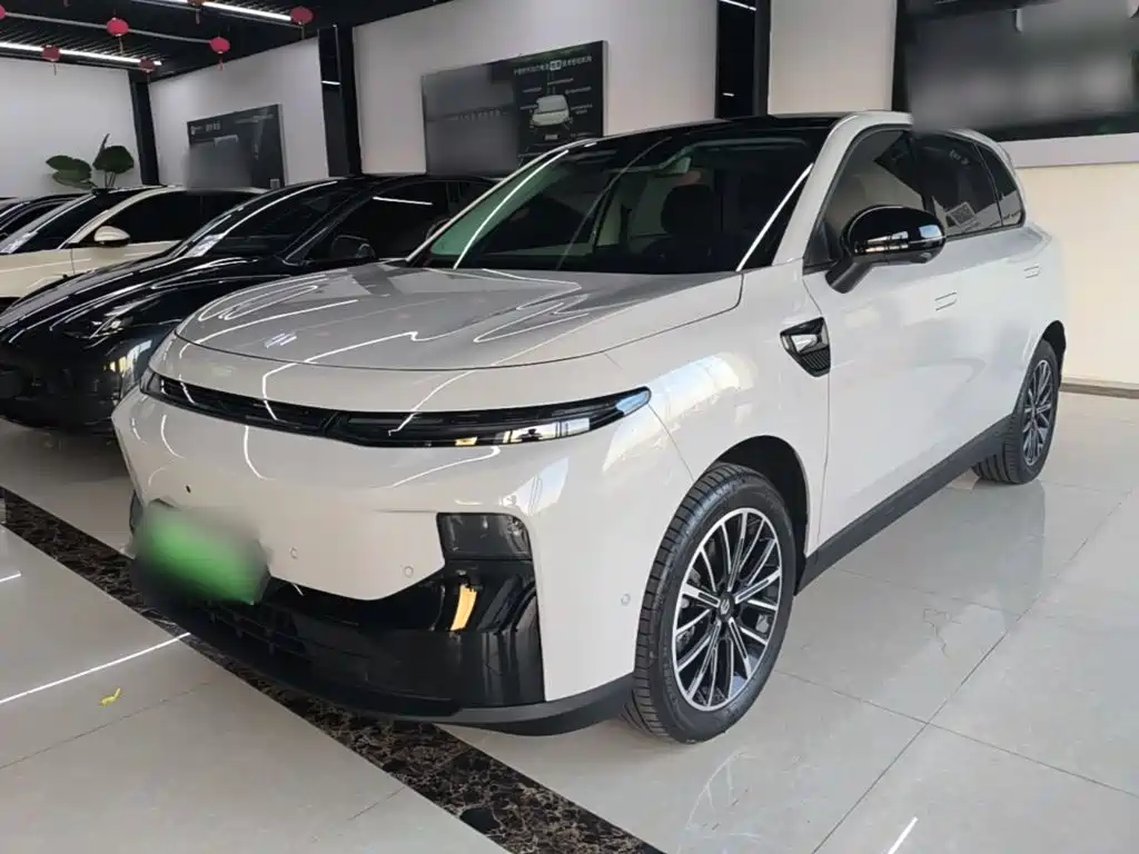 Similar car