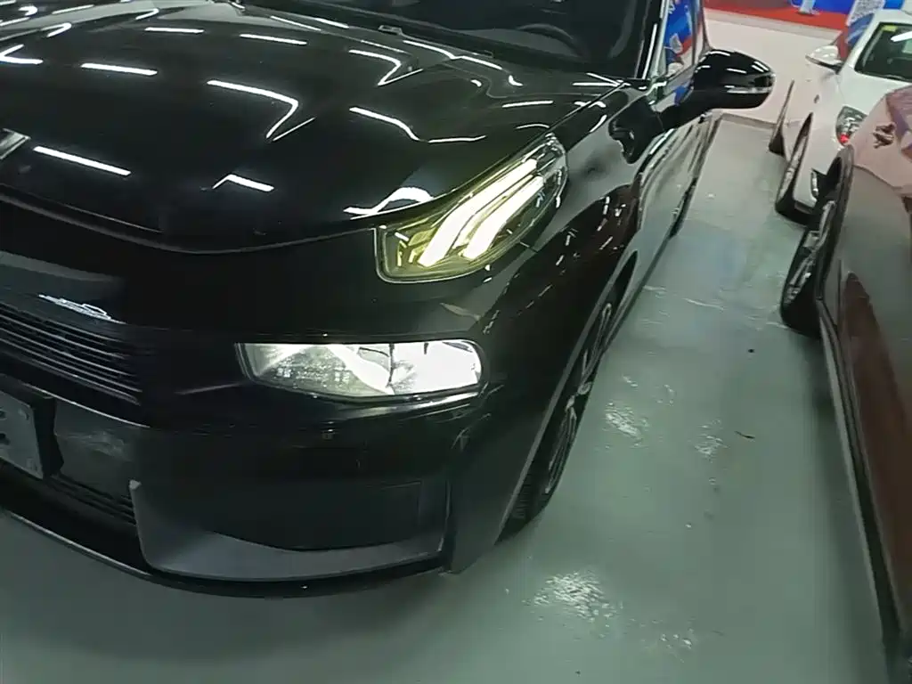 Lynk & Co 03 2019 2.0TD Auto Power Version фото 24