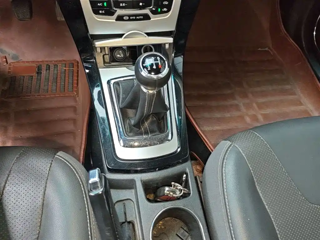BYD Surui 2014 Model 1.5L Manual Luxury фото 21