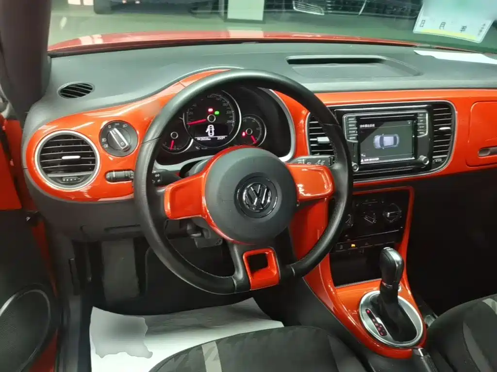 Volkswagen Beetle 2019 2018 180TSI Trend Joy Edition