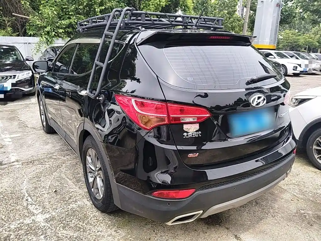 Hyundai Santa Fe 2013 Model 2.4L Automatic 2WD Smart фото 5