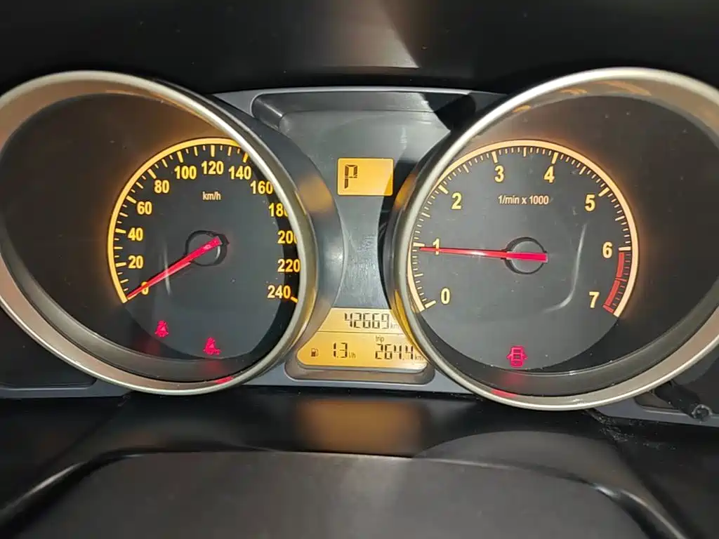Zhonghua H330 2015 2013 1.5L Auto Comfort