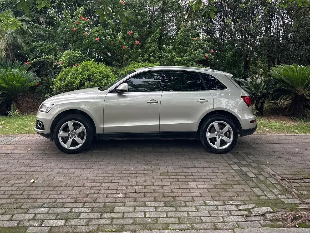 Audi Q5 2013 40 TFSI Comfort фото 3