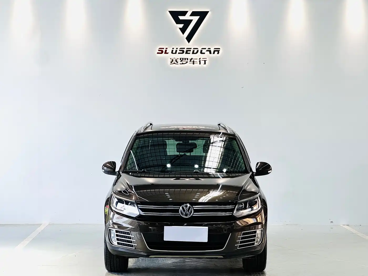 Volkswagen Tiguan 2015 1.8TSI Automatic 2WD Highline фото 2