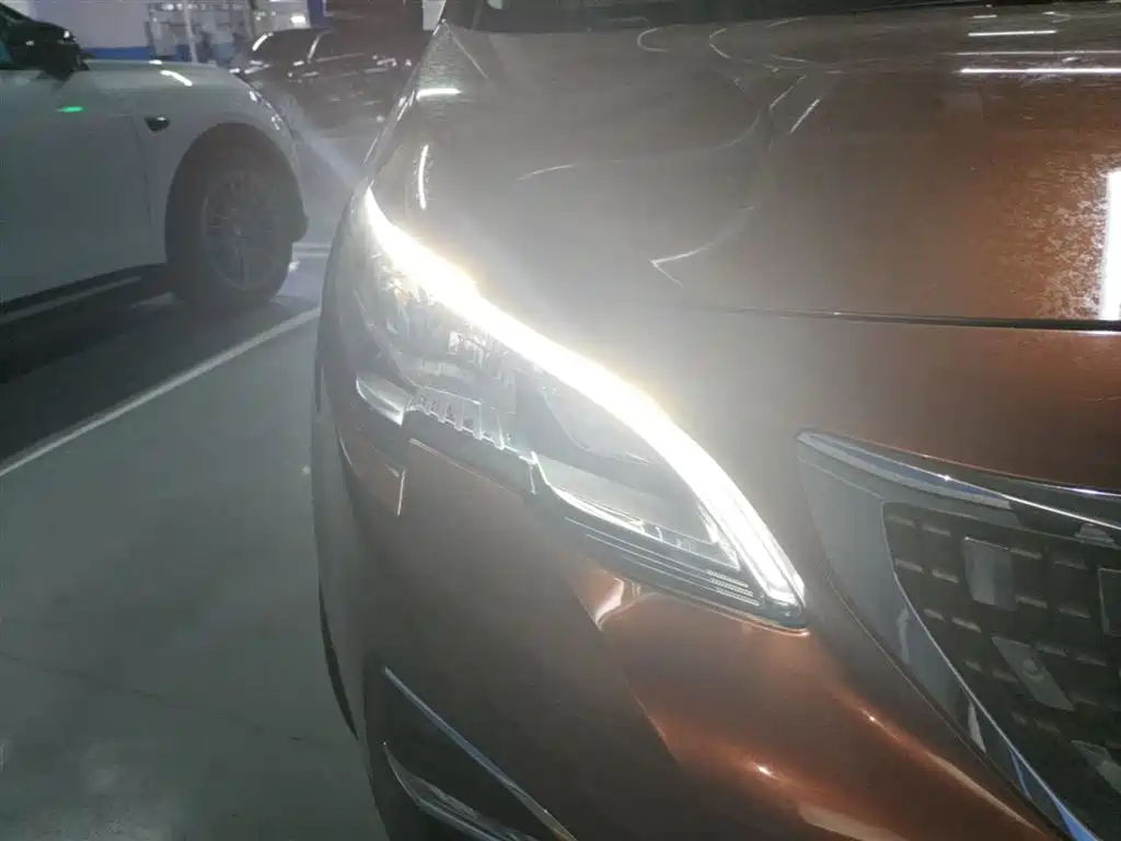 Peugeot 4008 2017 350THP Luxury Edition фото 13