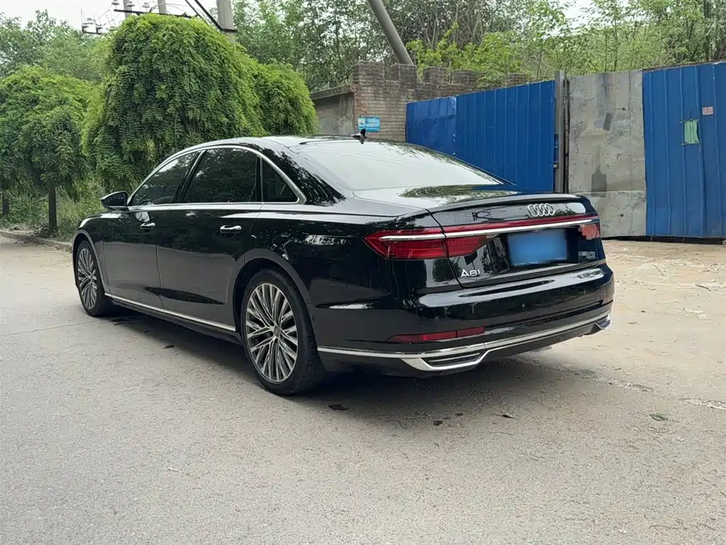 Audi A8 2018 A8L 55 TFSI quattro Luxury фото 7
