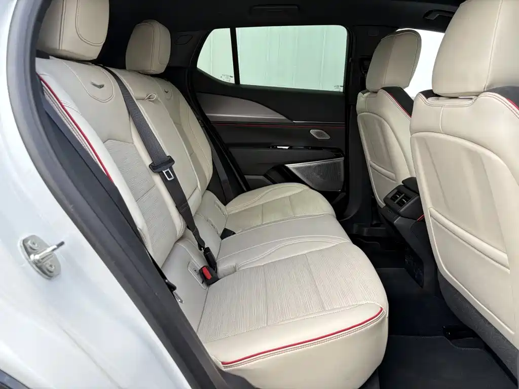 Cadillac GT4 2025 2023 25T Premium Edition